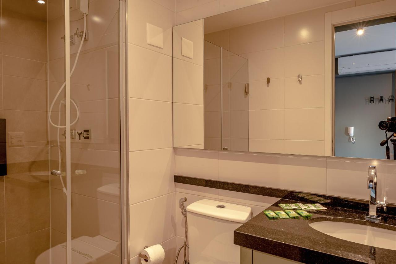 Studio 23º Andar Com Piscina Aquecida E A/c * São Paulo